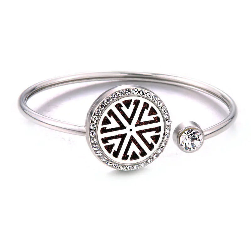 Aromatherapy Stainless Steel Heart Chain Oil Diffuser Bracelet